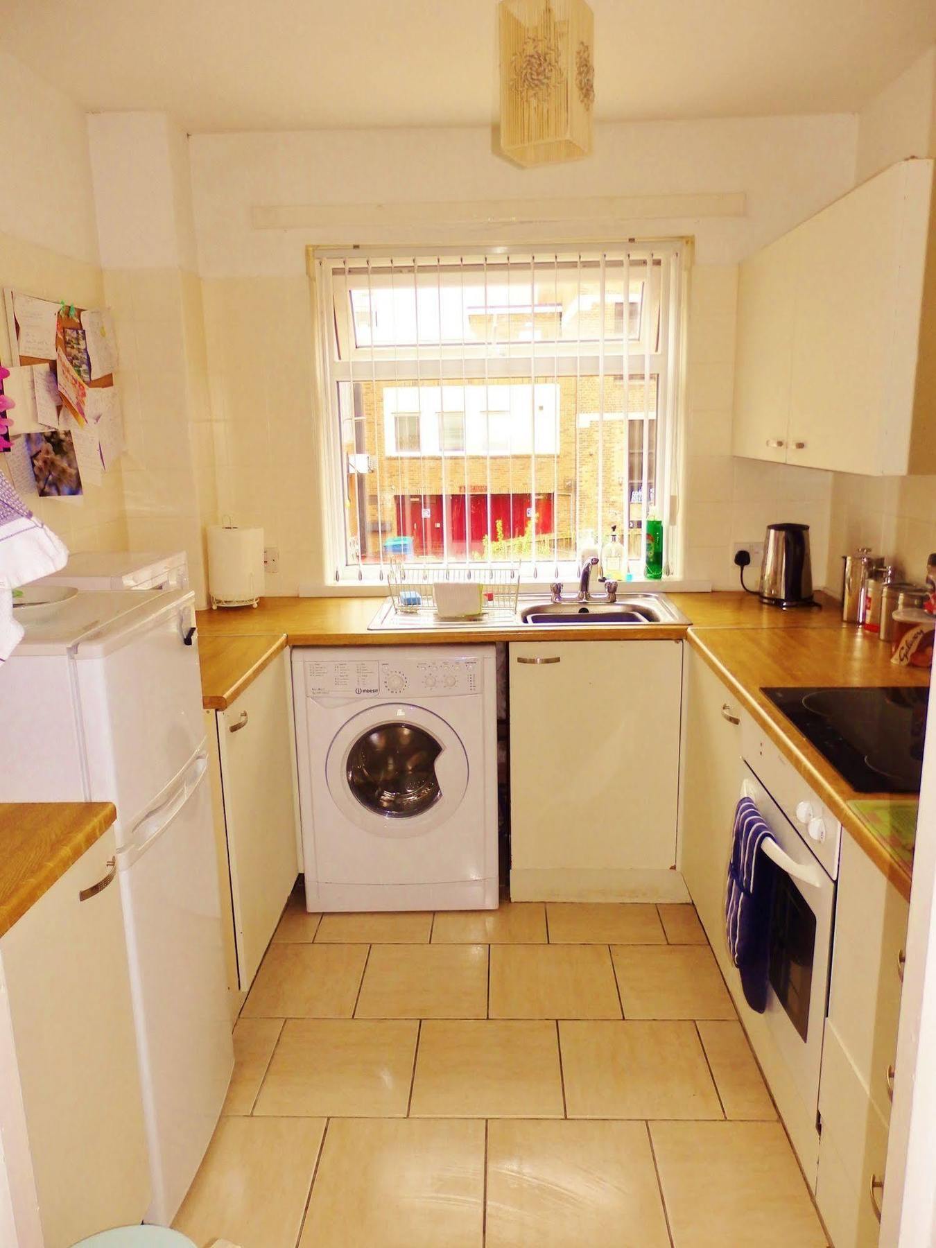 Perfect Central City Location - Parking - 3 Beds - 2 Bedrooms Белфаст Экстерьер фото
